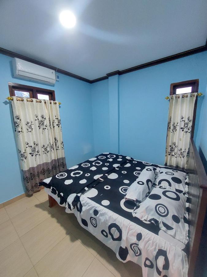 D'Ru Guest House Labuan Bajo Exterior photo